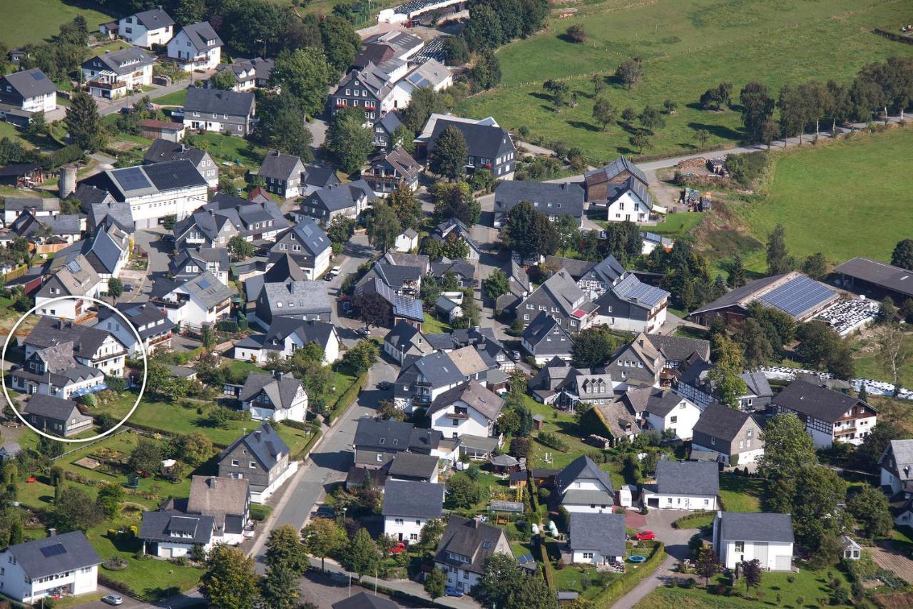 Ferienwohnungen Vollmers-Duennebacke Schmallenberg Exteriör bild